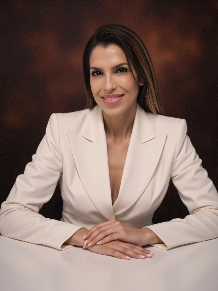 Dra. Daniela Francisquetti — retrato profissional